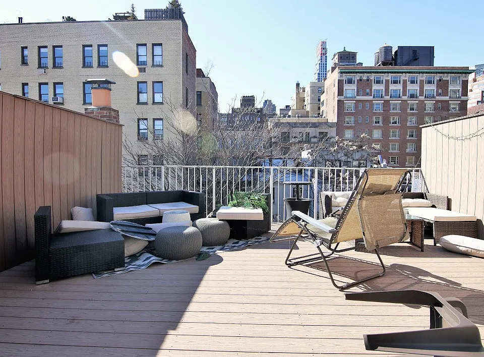 156 W 75th St #5R