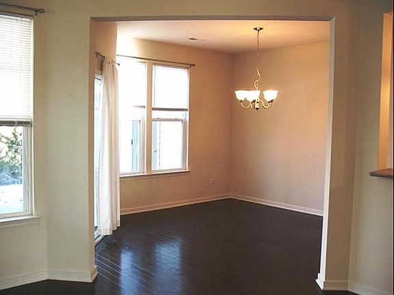 4th image of 3215 Francis Ct