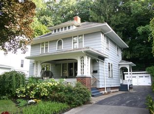 25 Highland Pkwy, Rochester, NY 14620