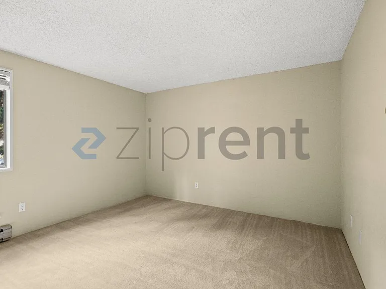 12528 NE 117th Pl #E5 — Photo 10