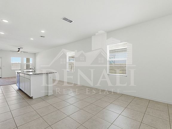 5th image of 10941 N 165th Ave