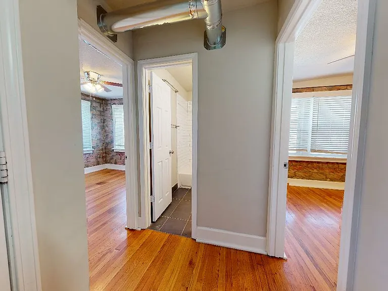 6020 Rockhill Rd — Photo 10