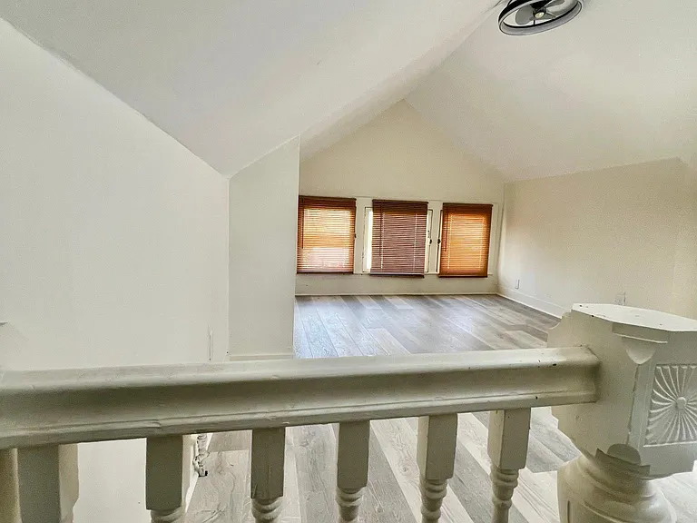 1118 Hilliard Ave #2 — Photo 16