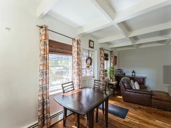 149-32 Union Turnpike image 5 of 17