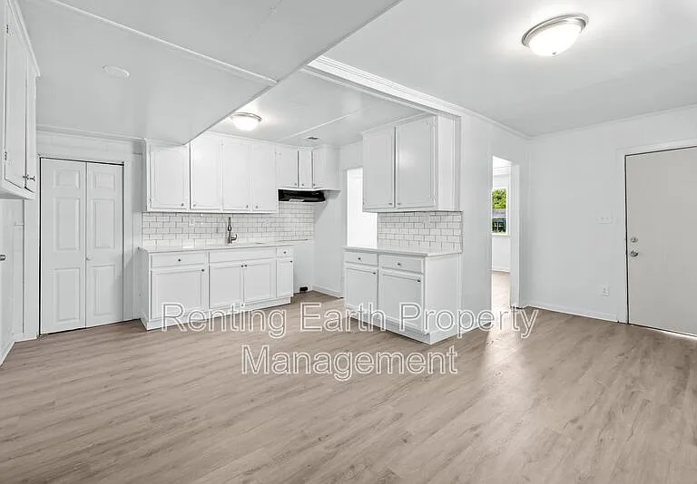 108 E Ann Dr SW — Photo 9