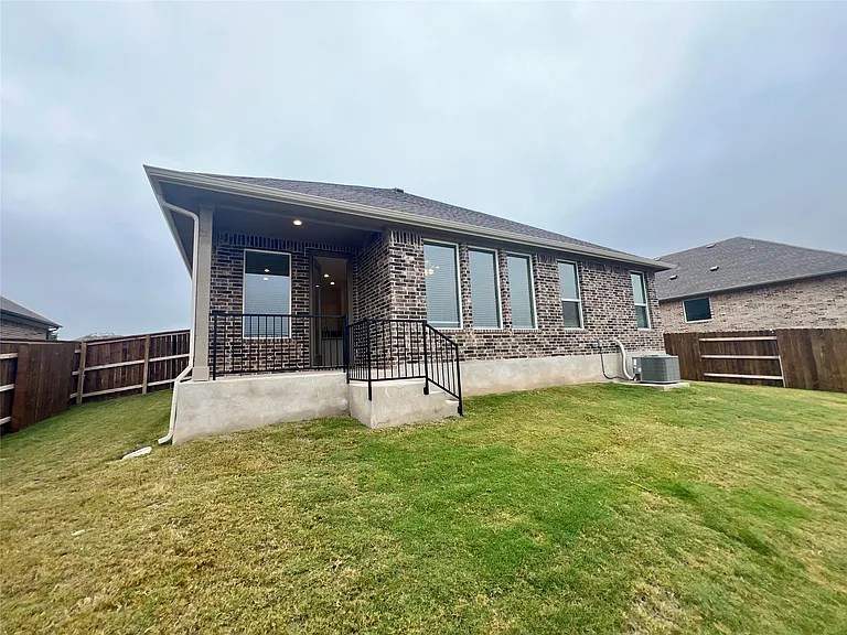 400 Barton Run Dr — Photo 17