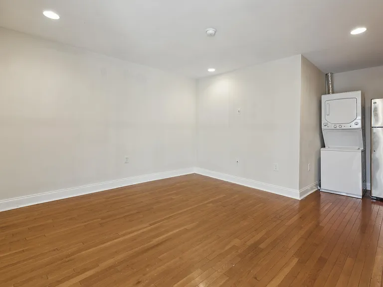 6066 Ridge Ave #3R — Photo 6