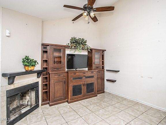 4th image of 5704 E Aire Libre Ave Unit 1124