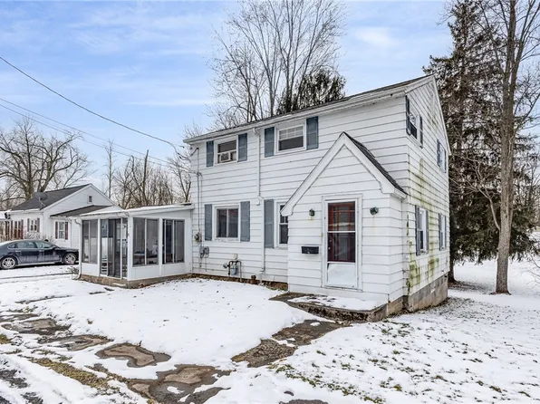 4 Seneca Ln, Seneca Falls, NY 13148