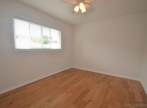 4th image of 2657 Gobat Ave