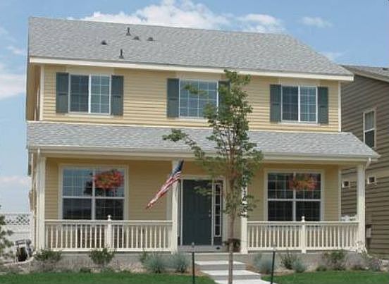 Great South Facing Front Porch
