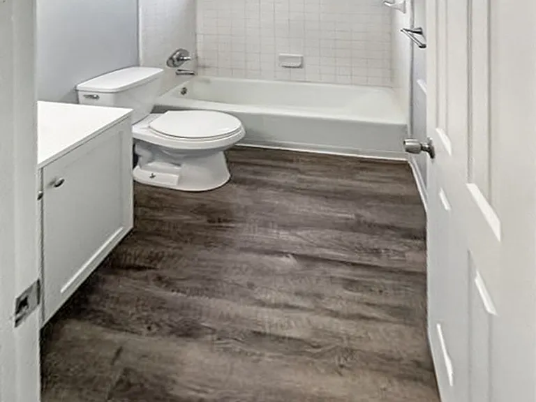 2077 Andrew St SE — Photo 4