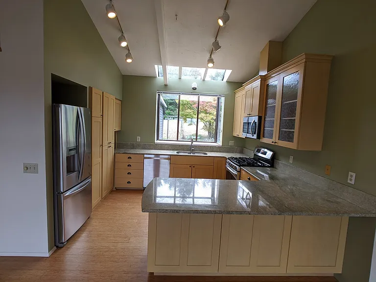 251 Old Schoolhouse Rd — Photo 10