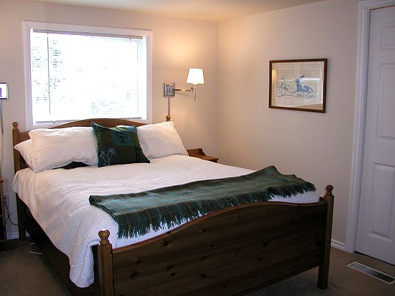 5th image of 1888 NE 171st St