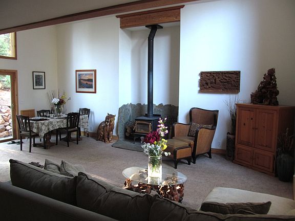 2nd image of 5640 Sahara Dr