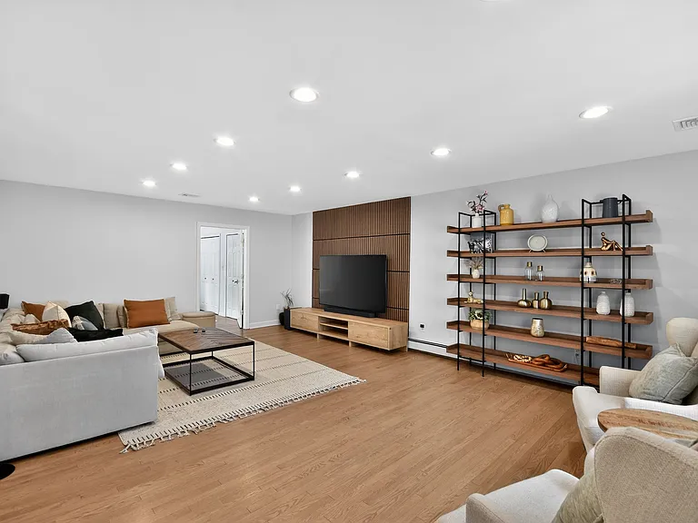 6 Willow Way — Photo 4