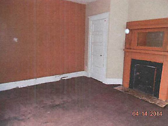 4th image of 2108 Lawn Ave