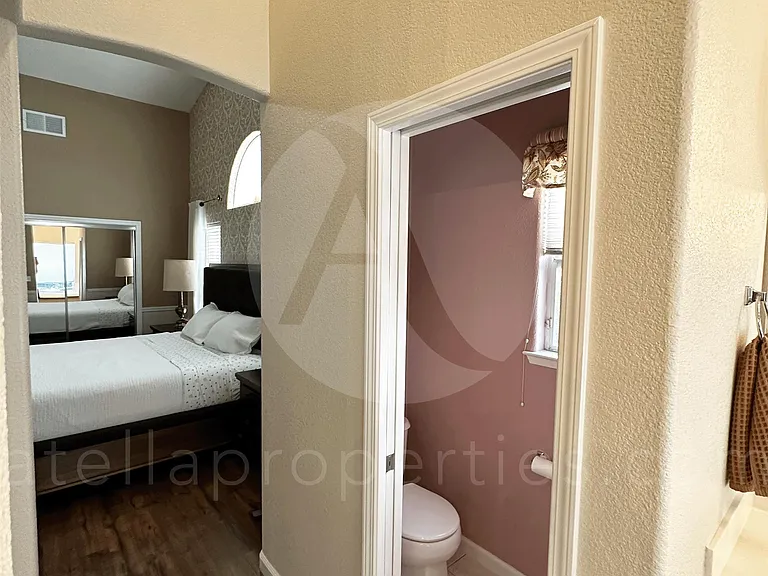5033 W Wren Ave — Photo 11