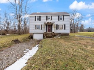 205 Cemetery Rd, Oswego, NY 13126