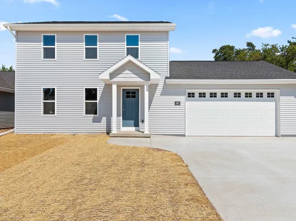 202 Fairview Ln, Chilton, WI 53014