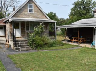 25 Wood Pl, Buffalo, NY 14218