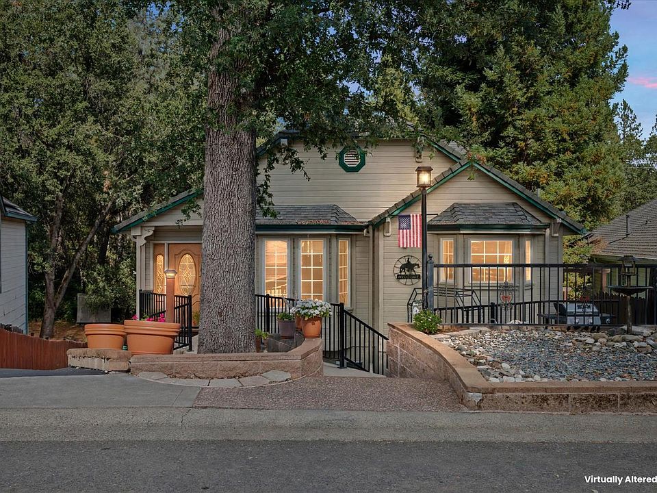 1st image of 1344 Village Ln