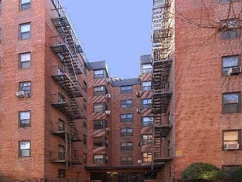 1st image of 90-11 Northern Blvd APT 311