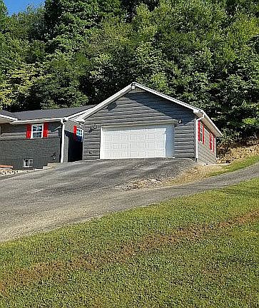 4th image of 6760 E Highway 904
