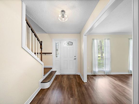 5th image of 11806 Glenway Drive