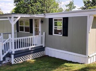 8 Hideaway Ln, Marlborough, NY 12542
