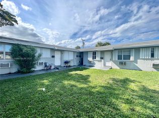 7551 Venetian St #1-4, Hollywood, FL 33023