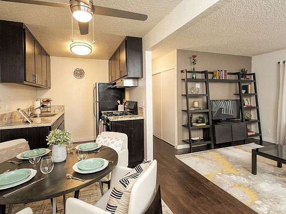 4th image of 5101 Hackberry Ln APT 226