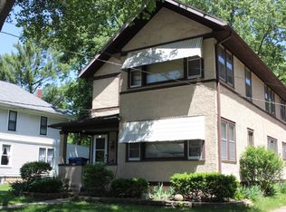 529 Oak Ave, Aurora, IL 60506