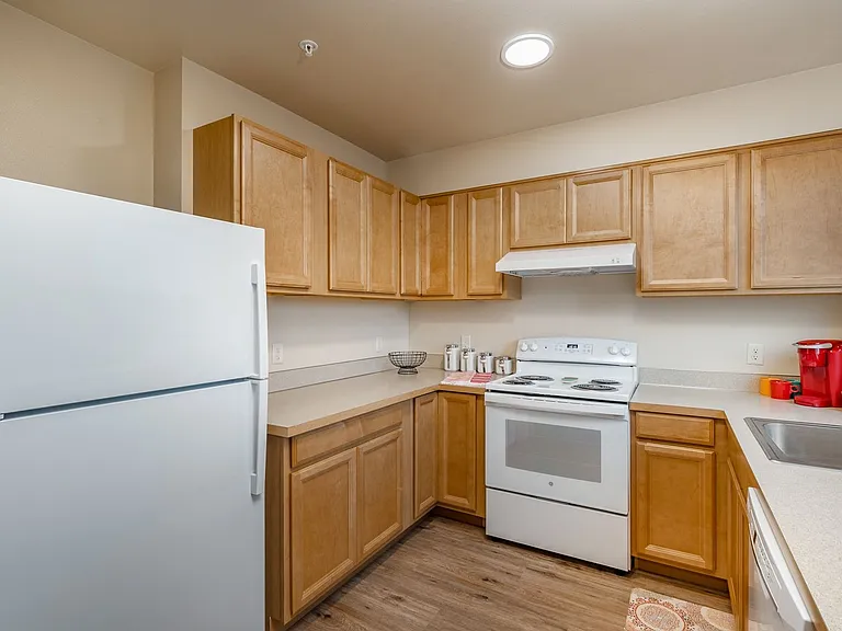 M1249 - Park Terrace Apartments — Photo 14