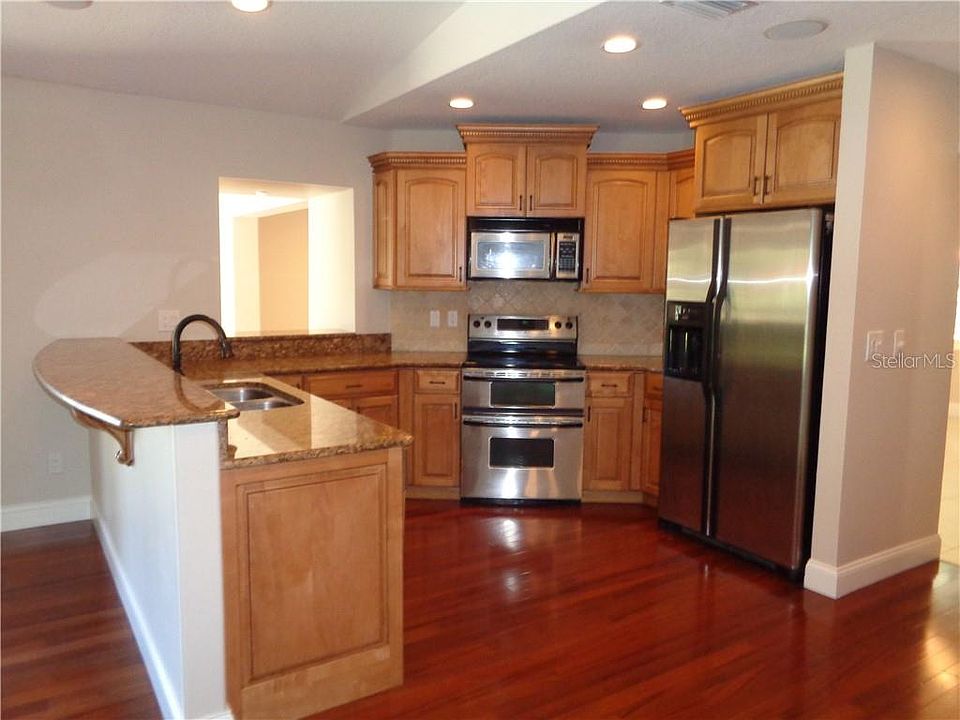 1st image of 3686 Fairway Forest Cir