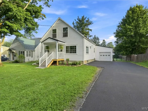 320 Girard Ave, East Aurora, NY 14052