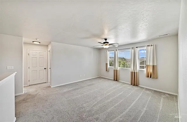 4456 W Silver Riv — Photo 15