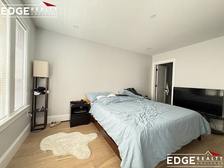 425 Market St #301 — Photo 10
