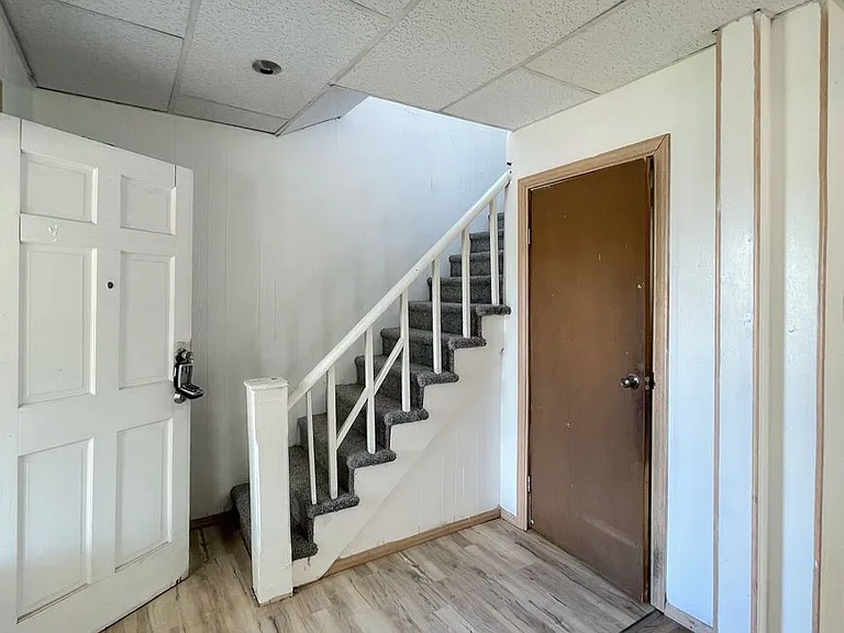 102 E 9th Ave — Photo 9
