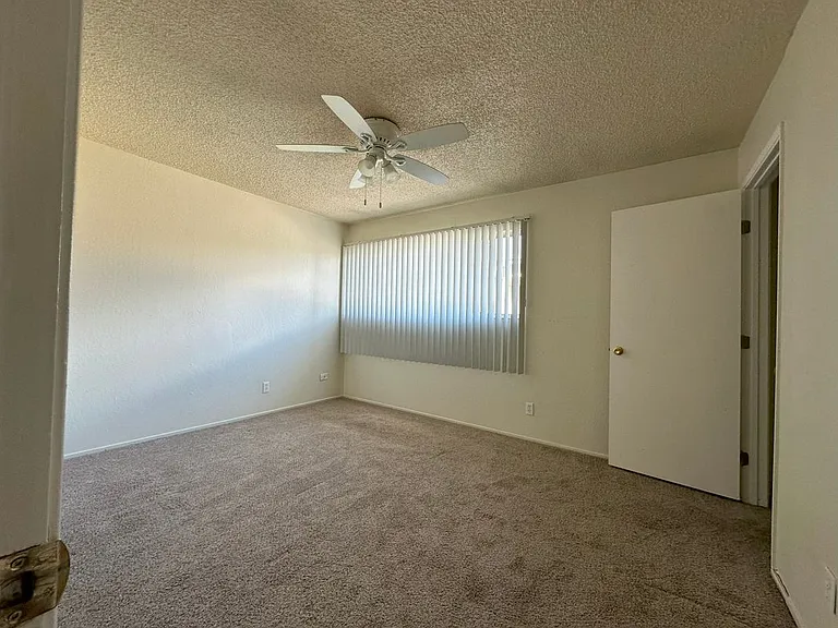 647 Military E — Photo 10