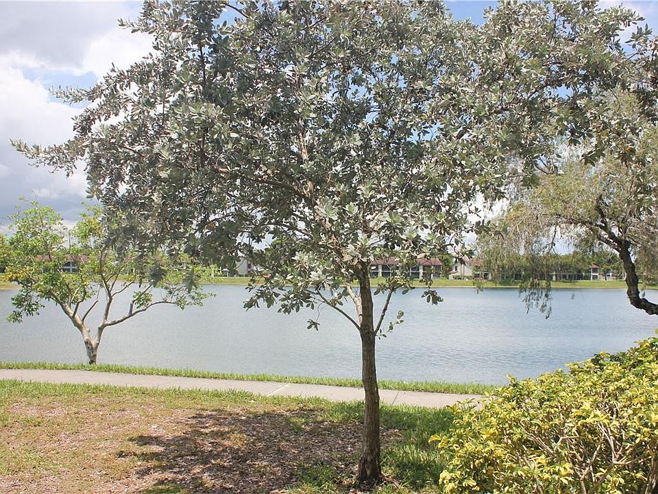 1st image of 212 Lake Pointe Drive #106