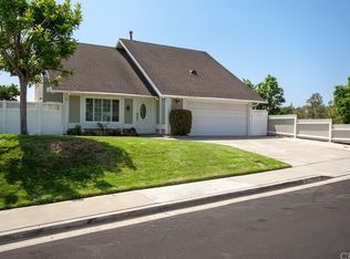 25822 Knotty Pine Rd, Laguna Hills, CA 92653