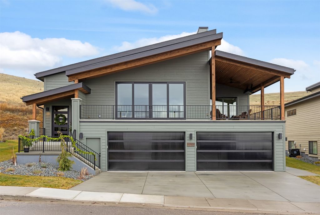 6036 Macarthur Dr, Missoula, MT - View 2