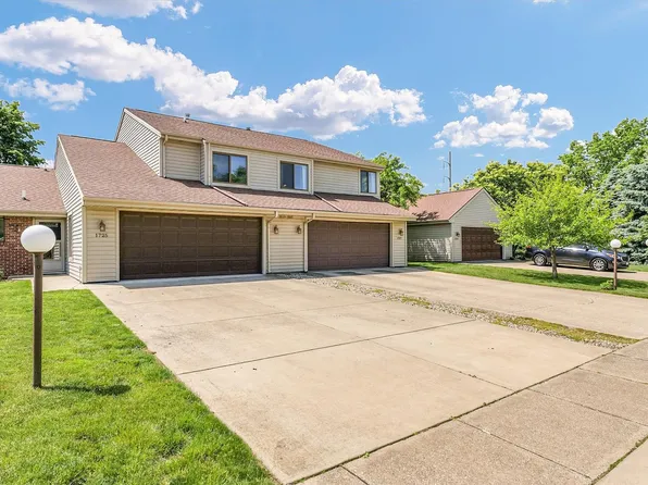 1727 Devonshire Dr, Champaign, IL 61821