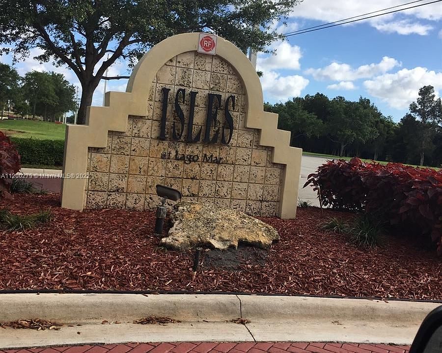 1st image of 437 Vista Isles Dr APT 2226