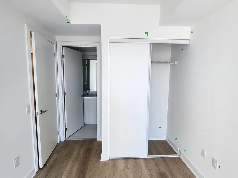 86 Dundas St E #407 — Photo 12