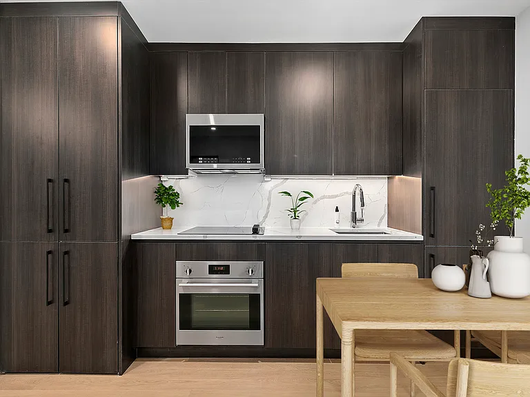 184 Prince St #3 — Photo 1