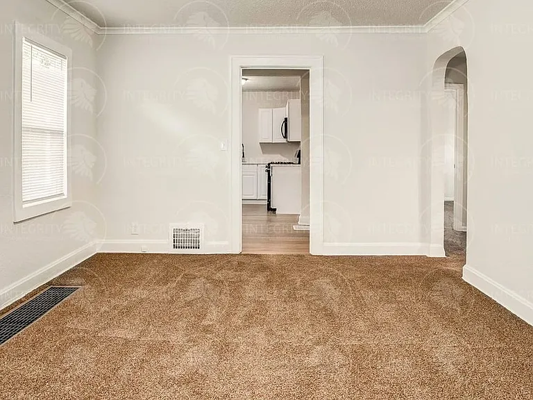6210 Agnes Ave — Photo 12