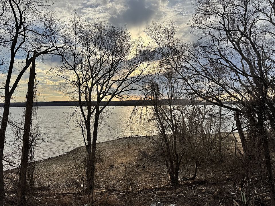 2nd image of 0 Lakefront Dr Lot 1