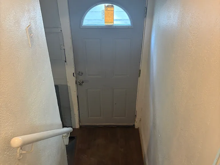 3334 Bevis Ave — Photo 2